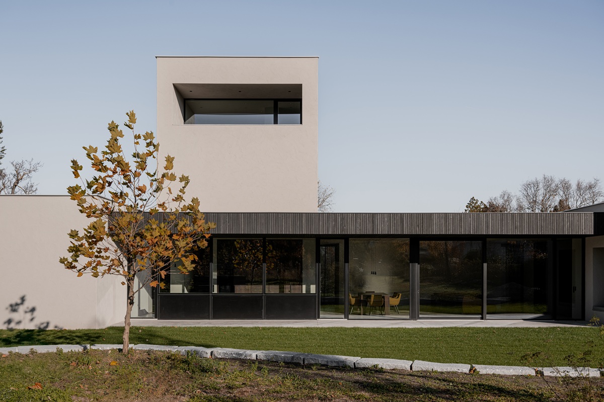 Vineyard House